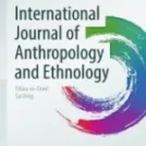 Being in-between “to return or to stay”